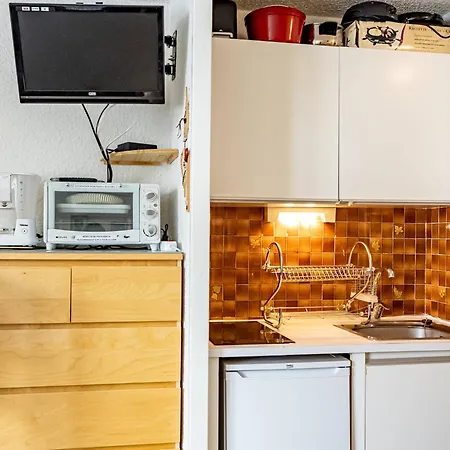 Studio, Idéal Skieurs, Proche Pistes Et Commerces - 3 Pers, Saint-françois Longchamp - Fr-1-807-28 Appartement *